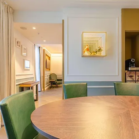 Отель The Emerald House - Curio Collection By Hilton Лиссабон