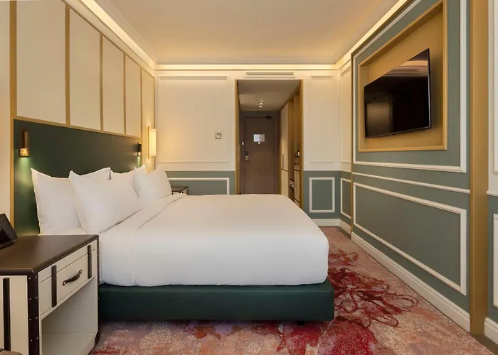 The Emerald House - Curio Collection By Hilton 4*