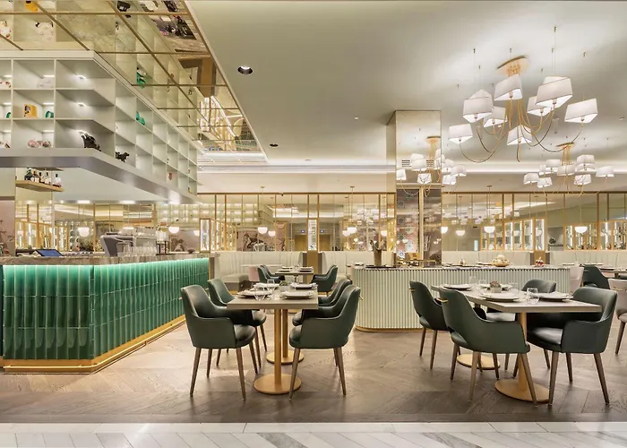 The Emerald House - Curio Collection By Hilton