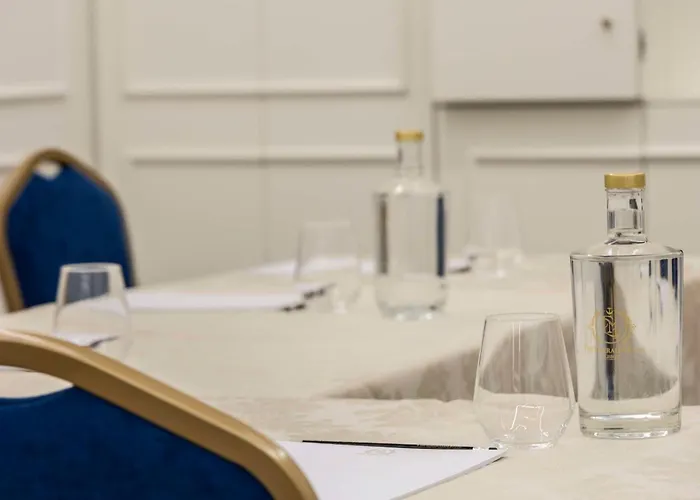 The Emerald House - Curio Collection By Hilton 4*