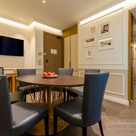 The Emerald House - Curio Collection By Hilton Hotel 4*