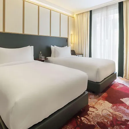 The Emerald House - Curio Collection By Hilton 4* Лиссабон