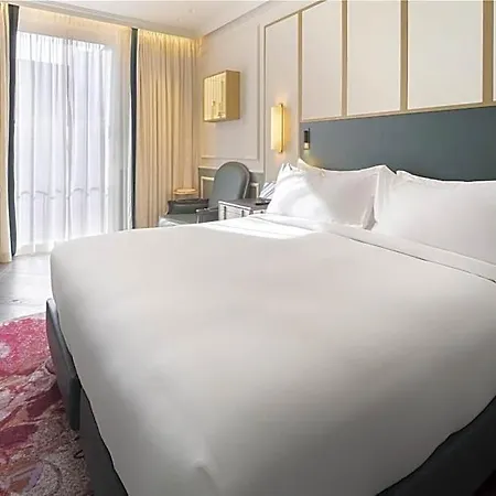 The Emerald House - Curio Collection By Hilton 4*