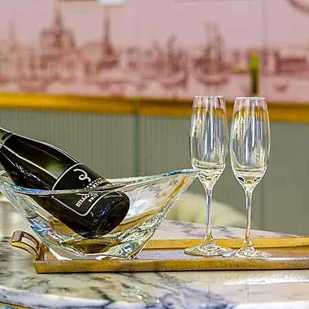 The Emerald House - Curio Collection By Hilton Lisboa