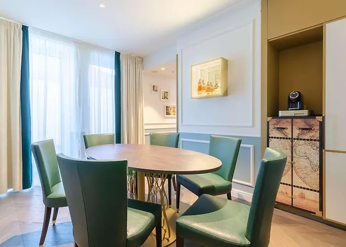 The Emerald House - Curio Collection By Hilton Lisbon