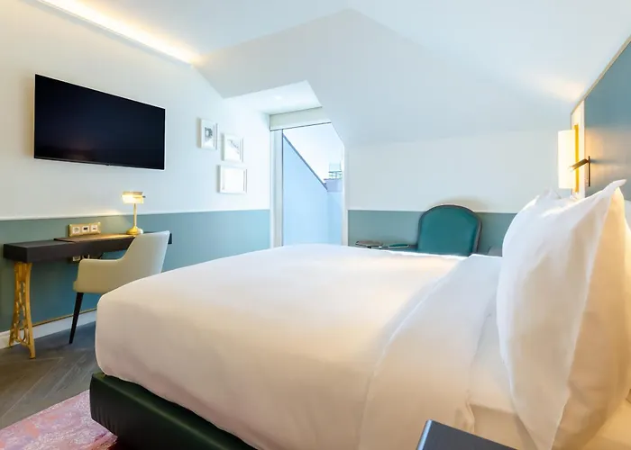 The Emerald House - Curio Collection By Hilton 4* Lissabon