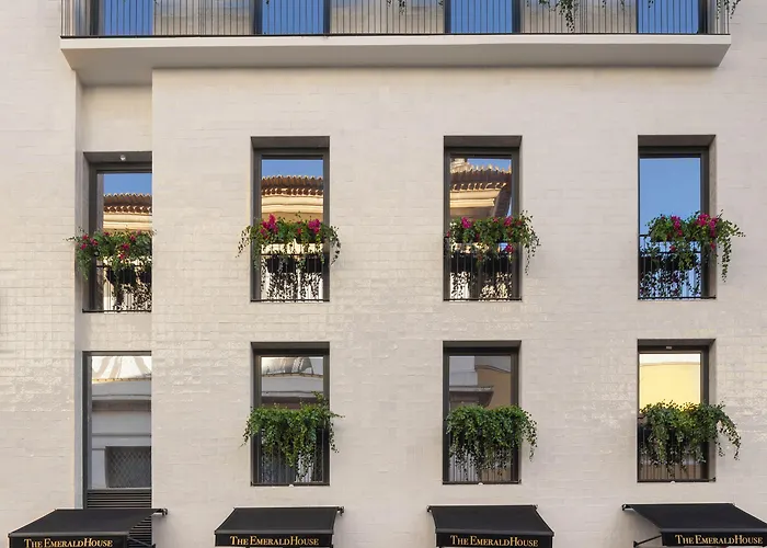 Hotel The Emerald House - Curio Collection By Hilton 4*