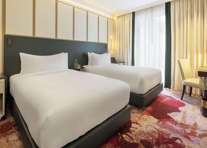 The Emerald House - Curio Collection By Hilton 4* Lissabon