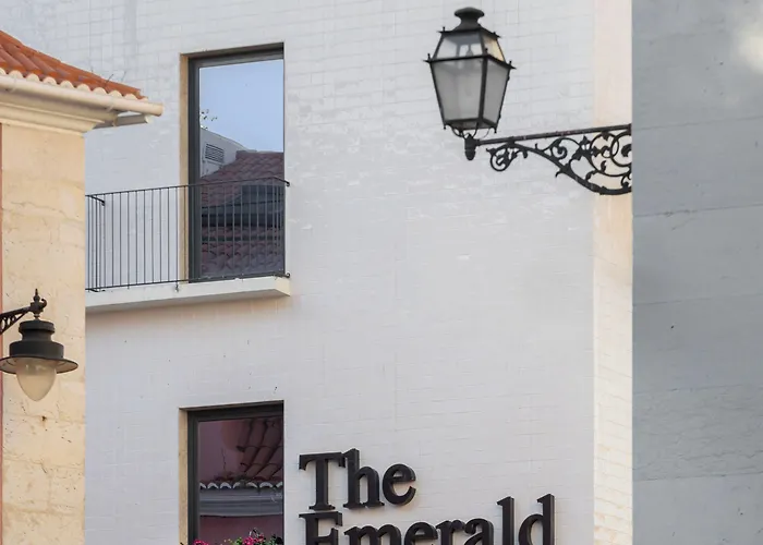 The Emerald House - Curio Collection By Hilton 4*