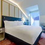 酒店 The Emerald House - Curio Collection By Hilton Lisboa