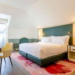 Отель The Emerald House - Curio Collection By Hilton 4*