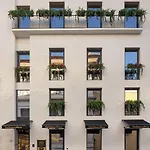 Szálloda The Emerald House - Curio Collection By Hilton 4*