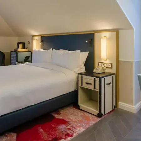 The Emerald House - Curio Collection By Hilton Hotel Lissabon