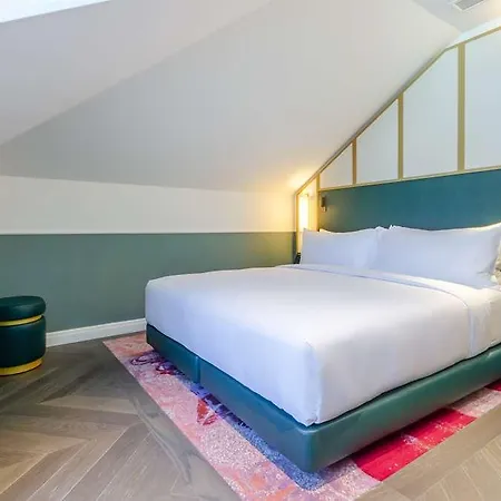 The Emerald House - Curio Collection By Hilton Hotel Lissabon
