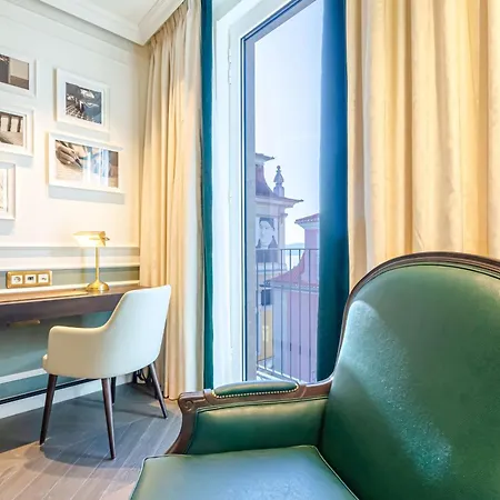 The Emerald House - Curio Collection By Hilton Lisboa