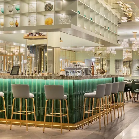 The Emerald House - Curio Collection By Hilton Lissabon