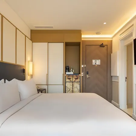 The Emerald House - Curio Collection By Hilton Lissabon