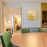 Hotel The Emerald House - Curio Collection By Hilton Lisboa