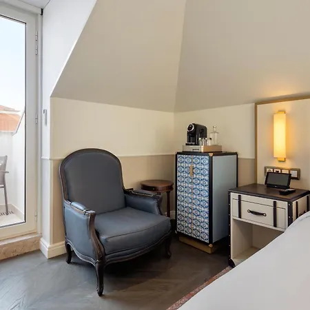 The Emerald House - Curio Collection By Hilton Hotel 4*