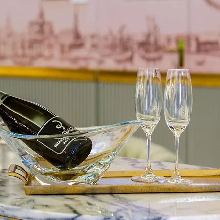 The Emerald House - Curio Collection By Hilton Hotel