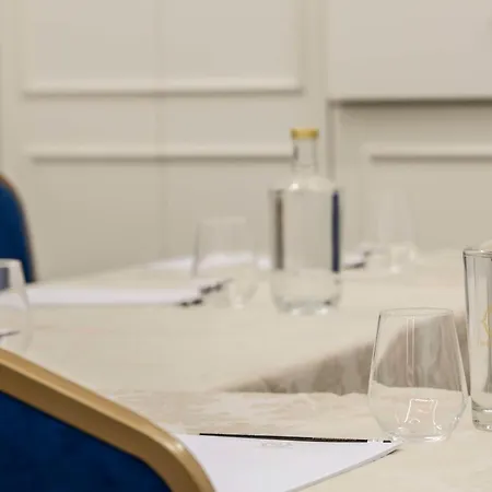 The Emerald House - Curio Collection By Hilton 4*