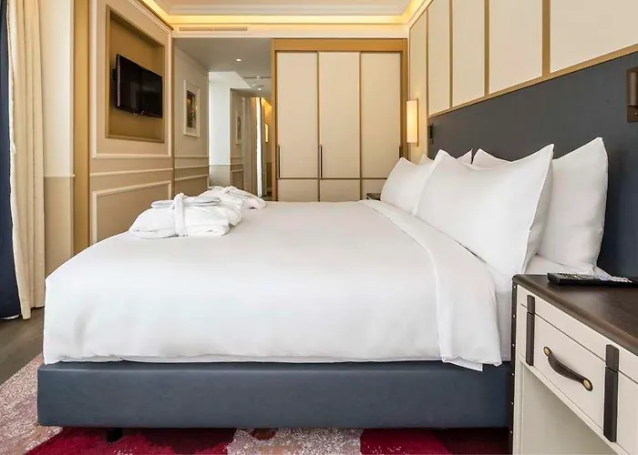 The Emerald House - Curio Collection By Hilton 4* Lisbona